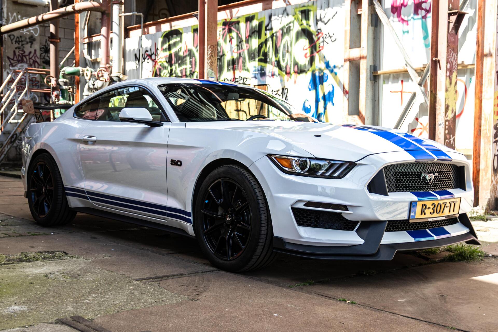 Ford Mustang 5.0 GT 2017 - voorkant