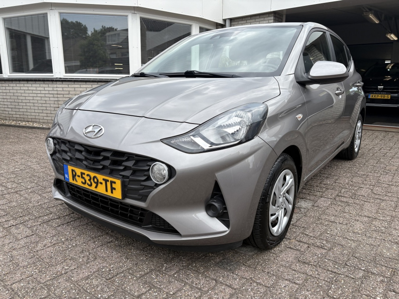 Hyundai I10 1.0 Automaat 2021 - voorkant