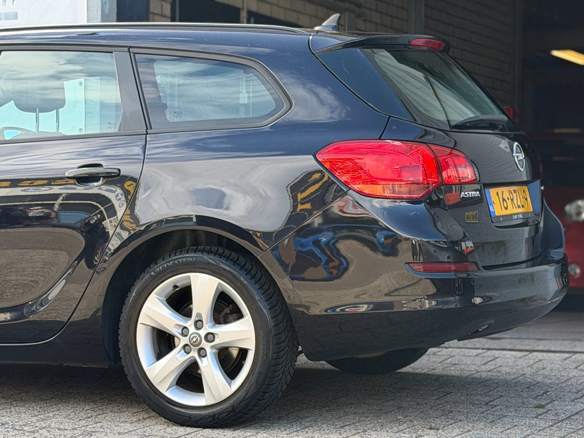 Foto van Opel Astra Sports Tourer