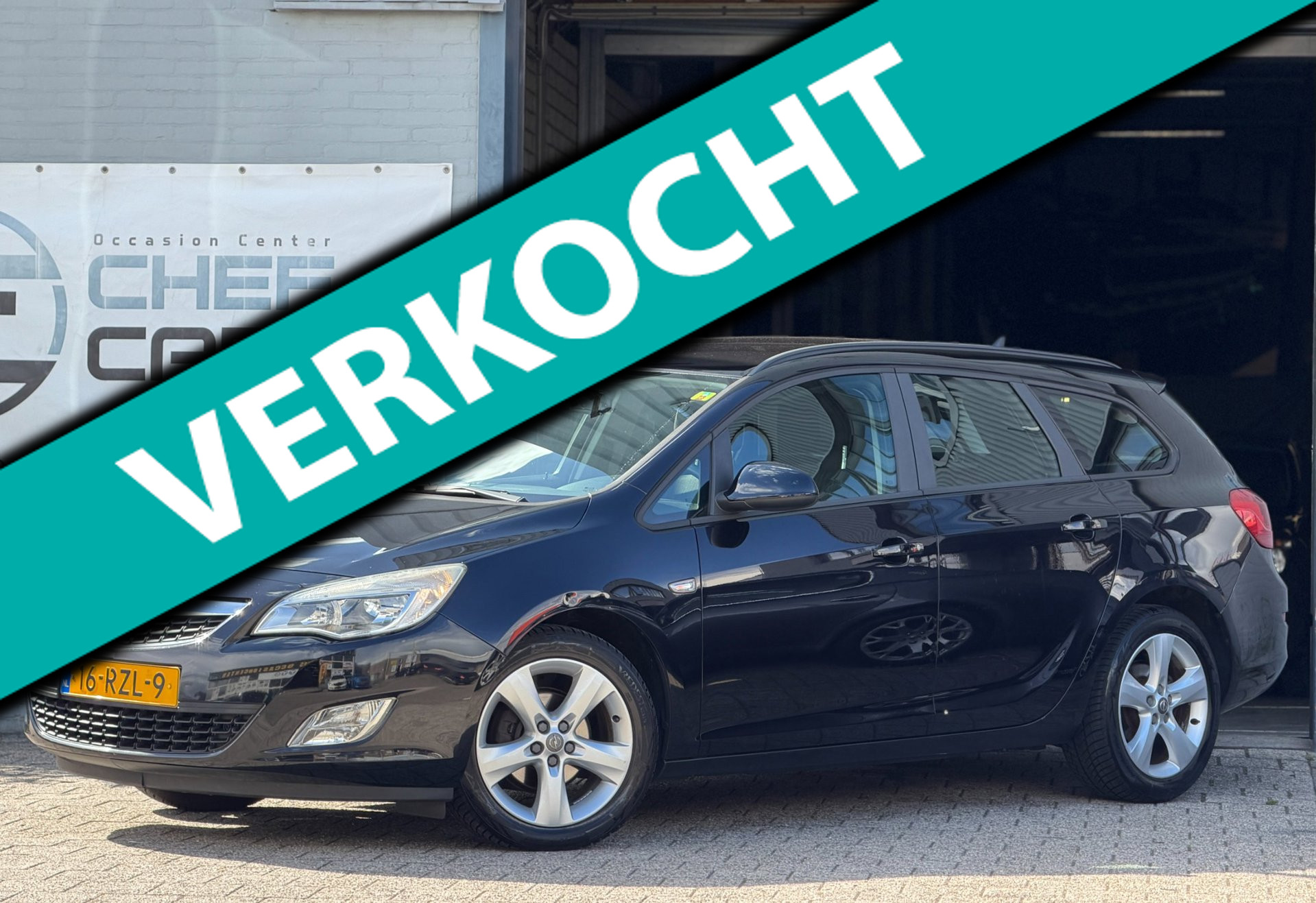 Opel Astra Sports Tourer 1.4|NAP|AIRCO|NAVI|PDC|CRUISE|1EIGENAAR|DEALEROH! 2011 - voorkant