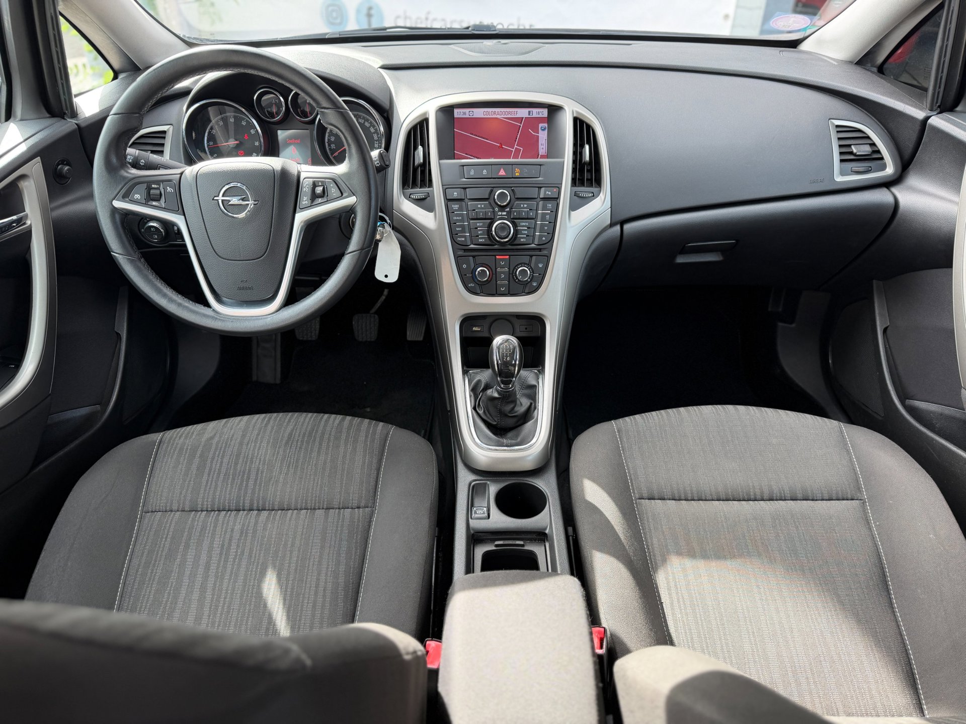 Foto van Opel Astra Sports Tourer