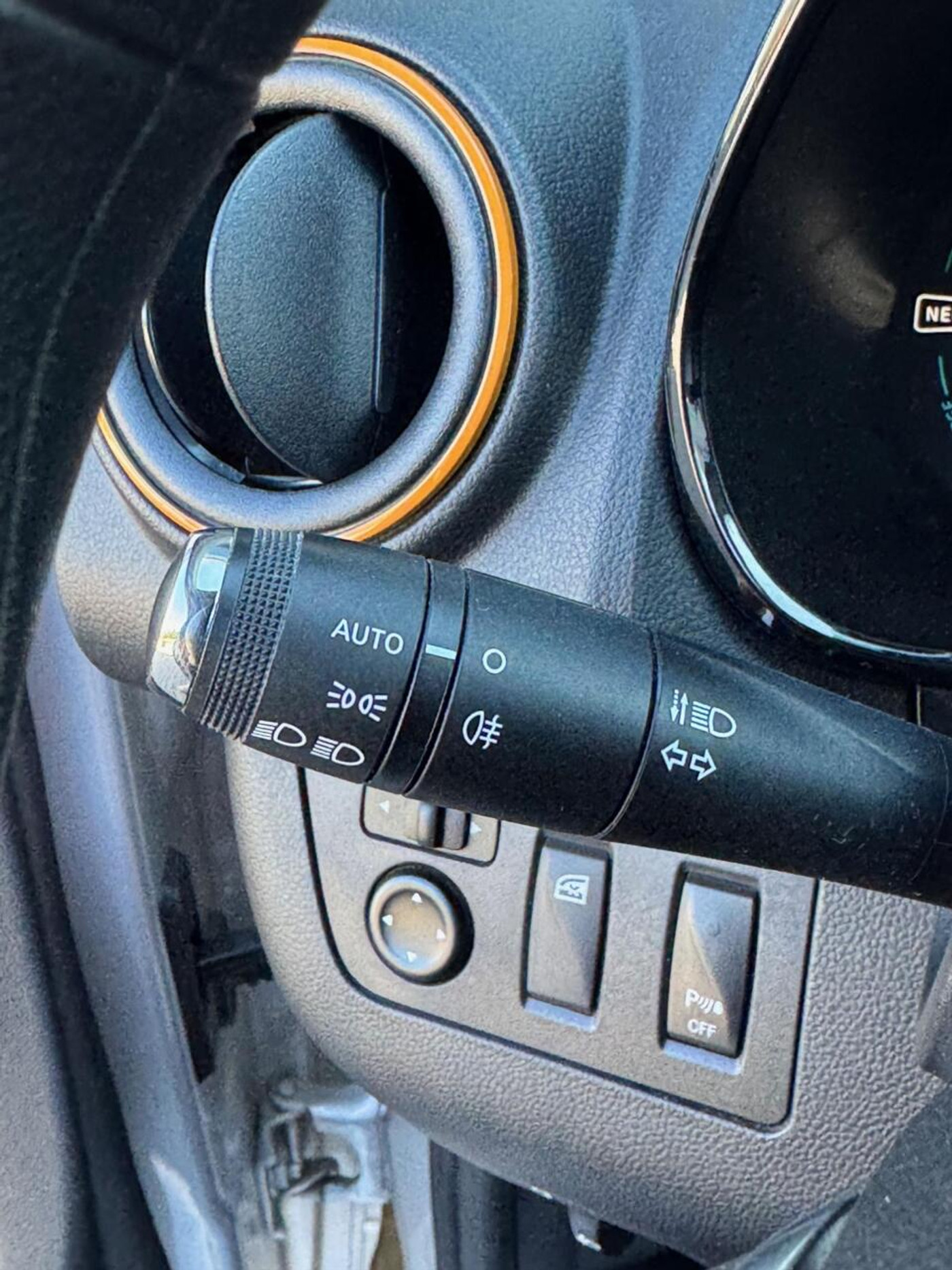 Foto van Dacia Spring
