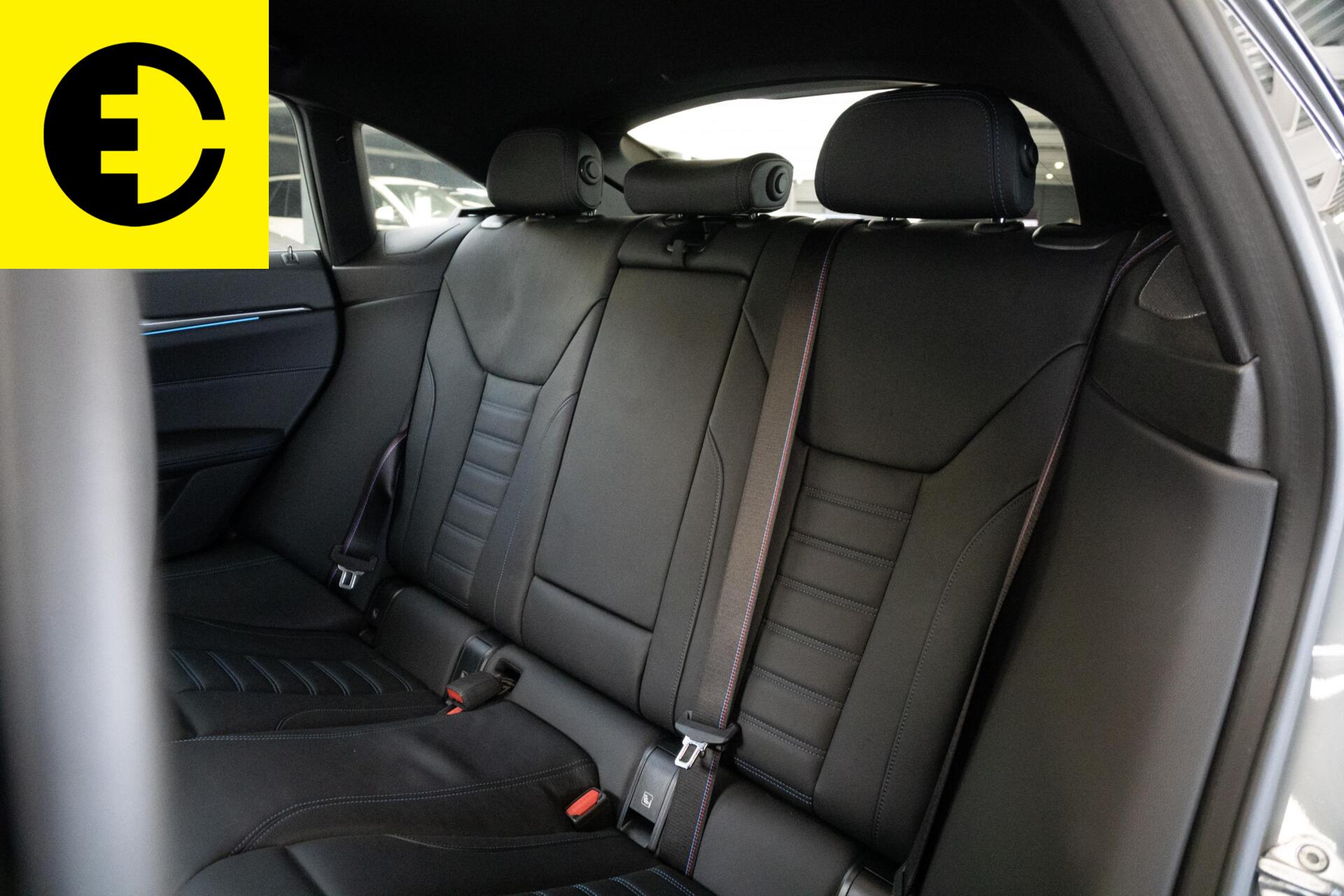 Foto van BMW I4 M50