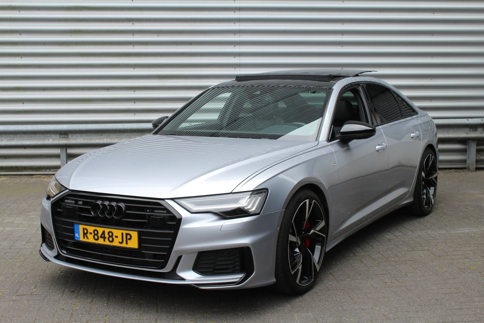 Audi A6 55 TFSI E 55 TFSI e 363pk quattro Competition Panoramadak Harman/Kardon 2020 - voorkant
