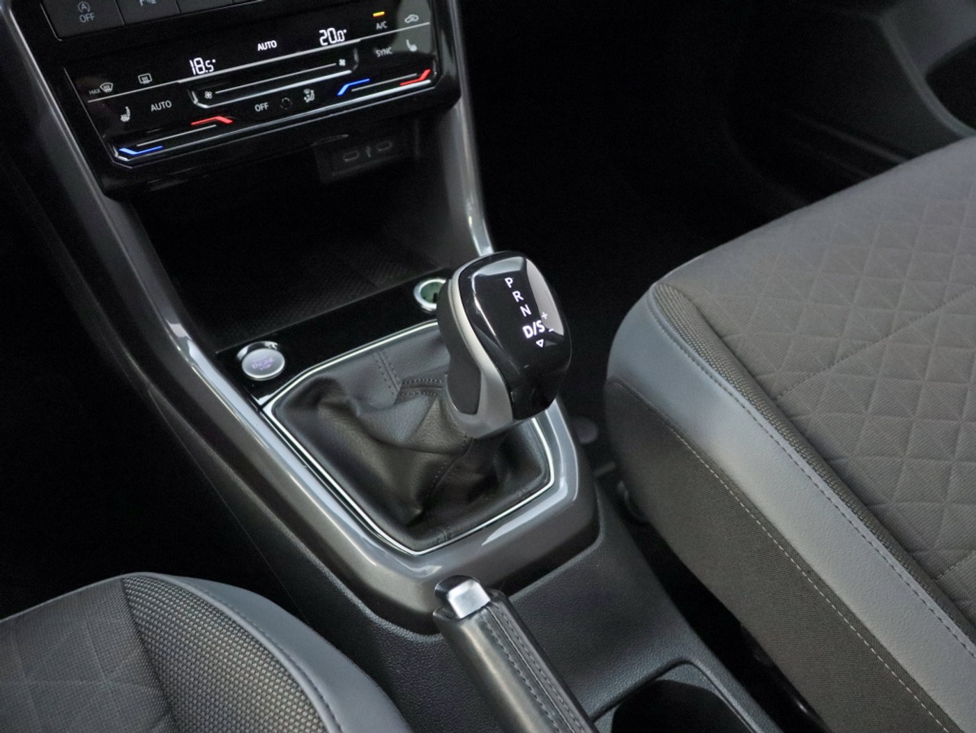 Foto van Volkswagen T-cross