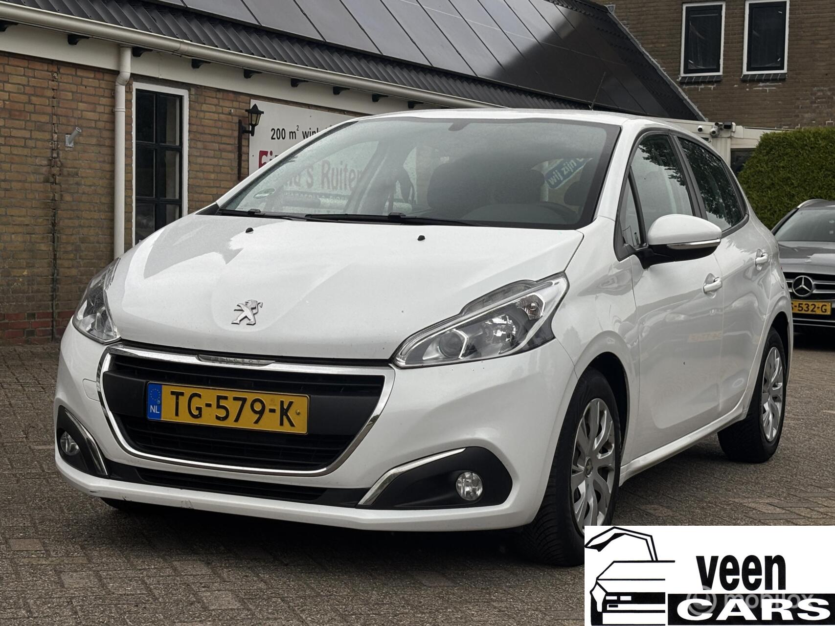 Peugeot 208 1.6 BlueHDi Blue Lease ((5 deurs)) 2018 - voorkant