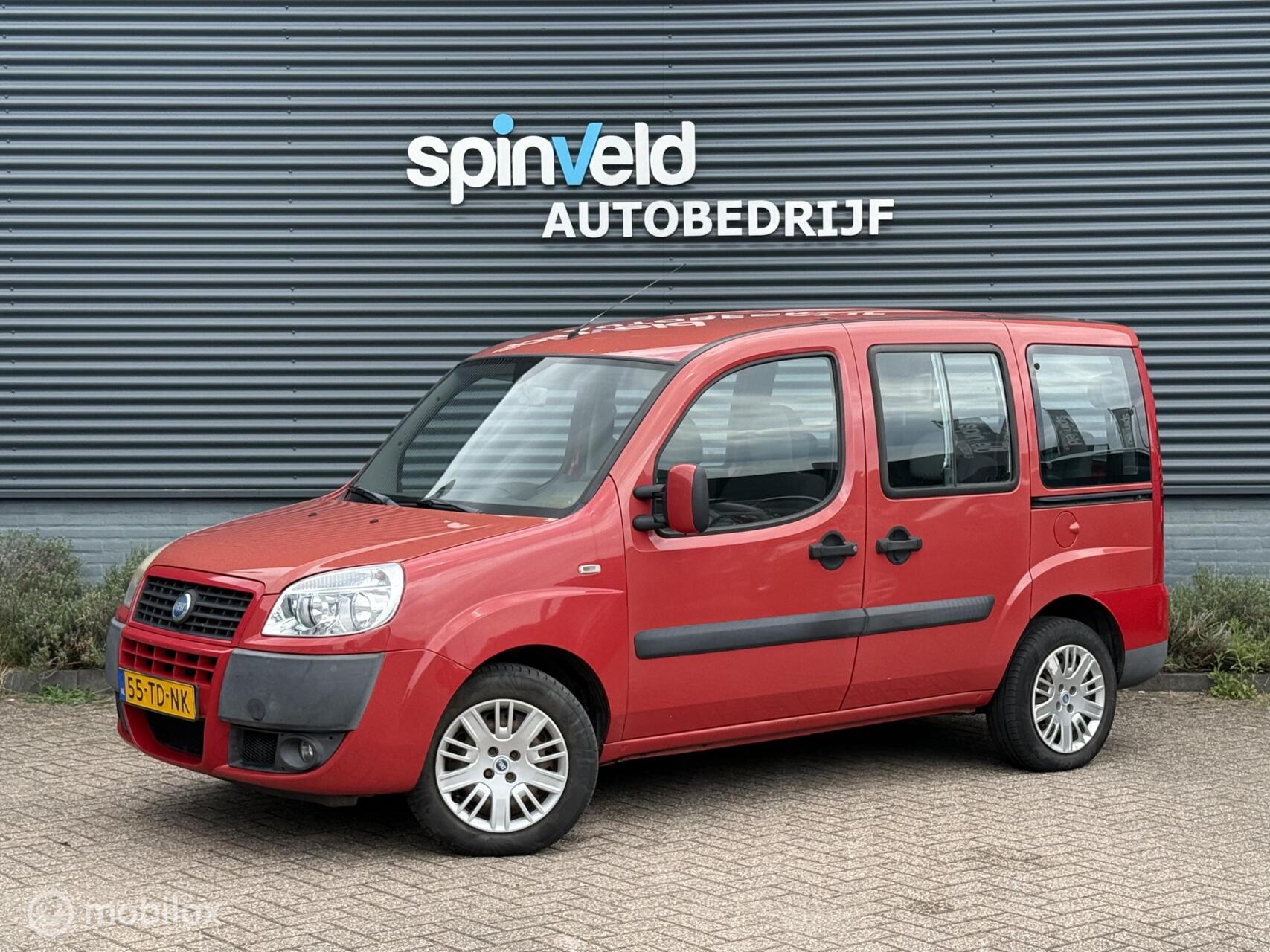 Fiat Fiat Doblo 1.4 Family – 7-persoons – Nieuwe APK & Onderhoud bij aflevering 2006 - voorkant