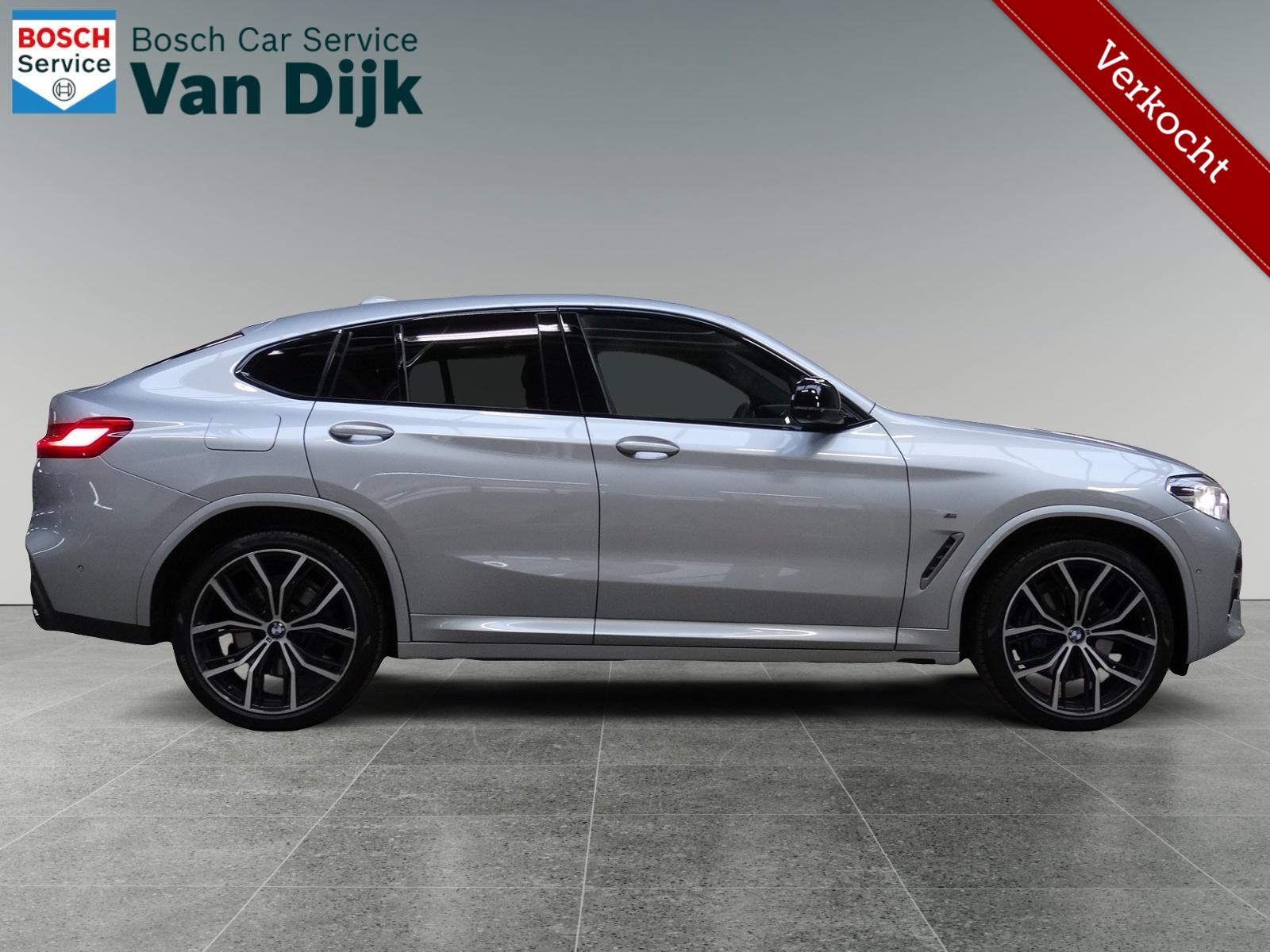 Foto van BMW X4 M40i