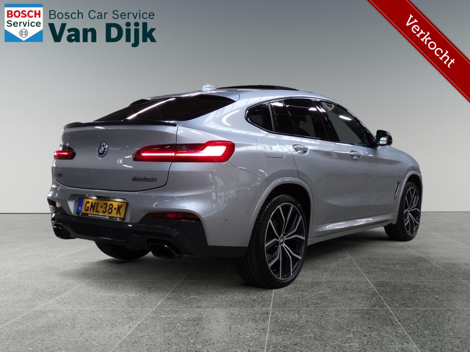 Foto van BMW X4 M40i
