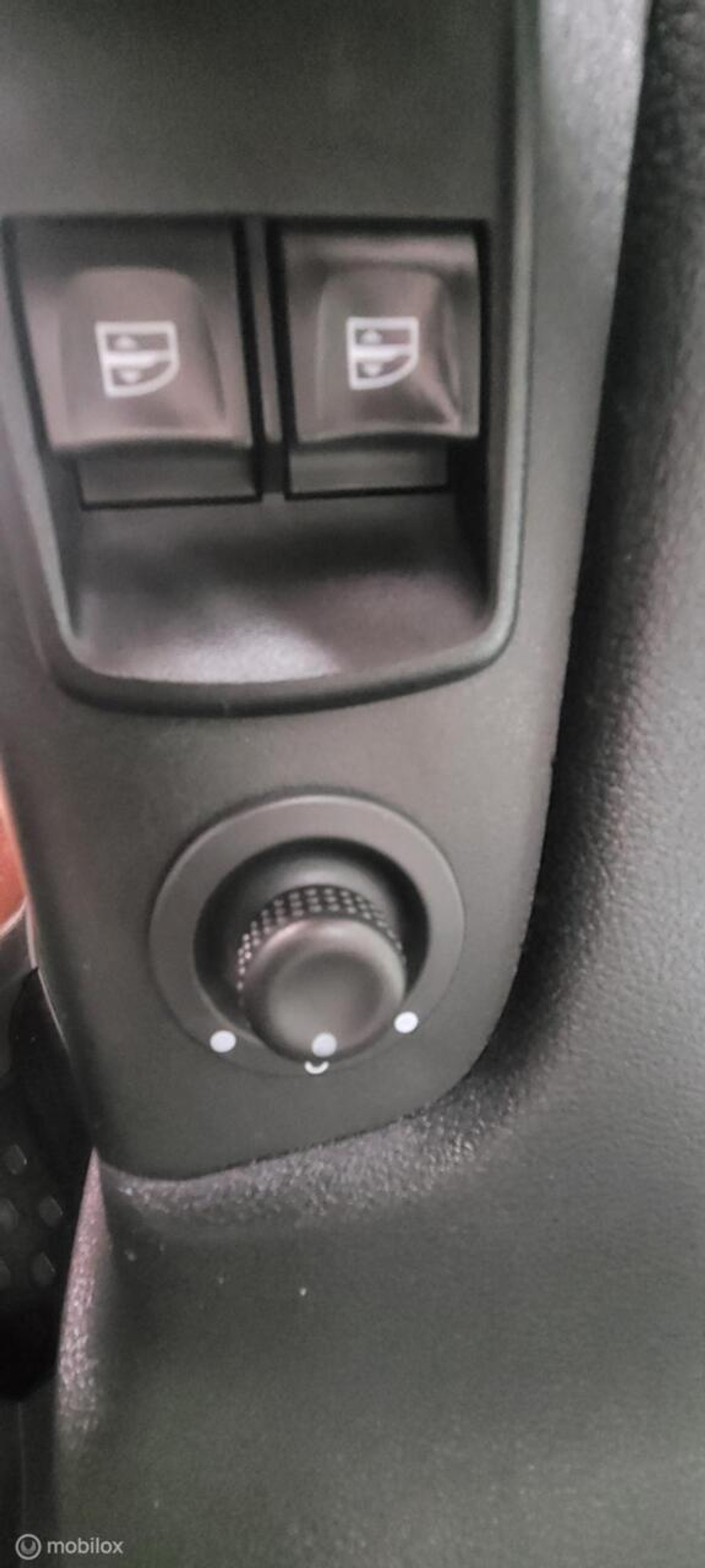 Foto van Opel Vivaro-b