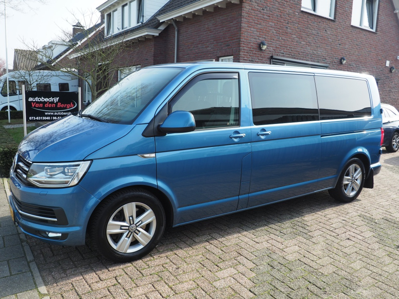 Volkswagen Transporter 2.0 TDI L2H1 High.DC 2018 - voorkant