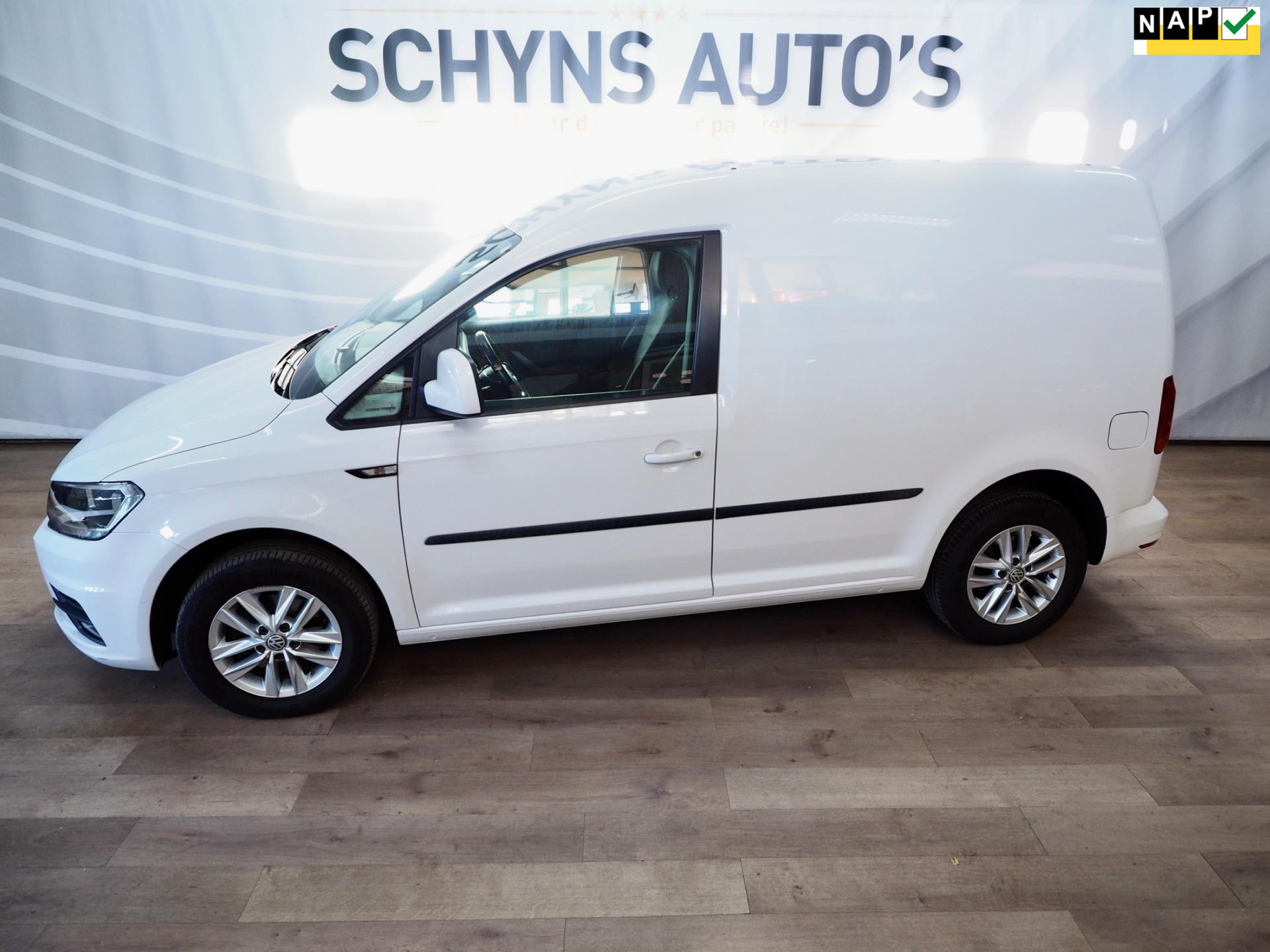 Volkswagen Caddy Modified Partition Wall 2.0 TDI L1H1 BMT Highline Parkdistance/Achteruitrijcam./Cruisecontrol/Multimedia 2020 - voorkant
