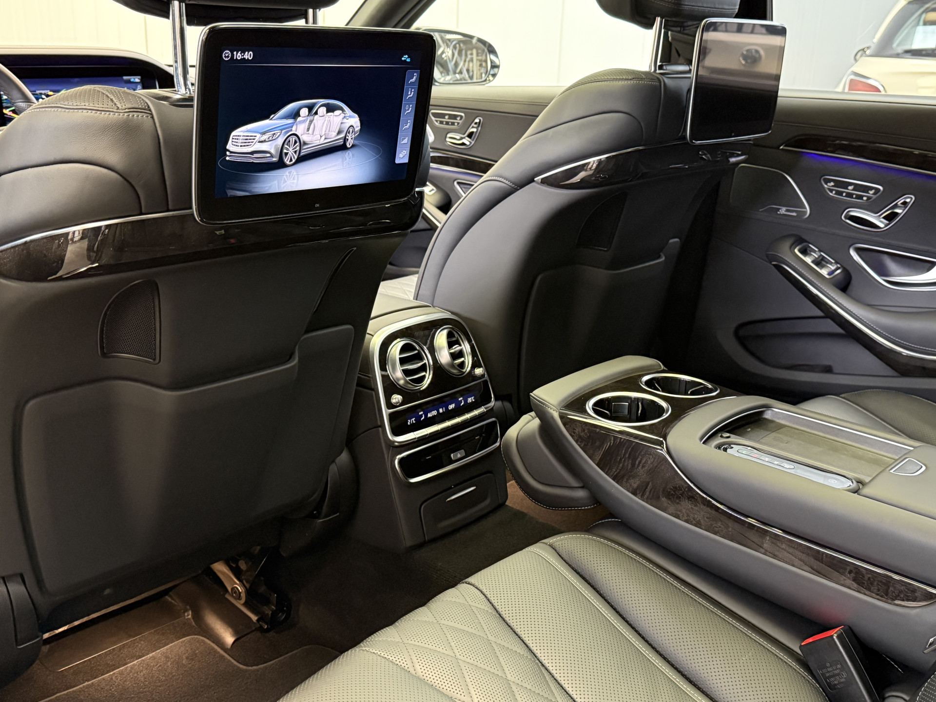 Foto van Mercedes-Benz S 500