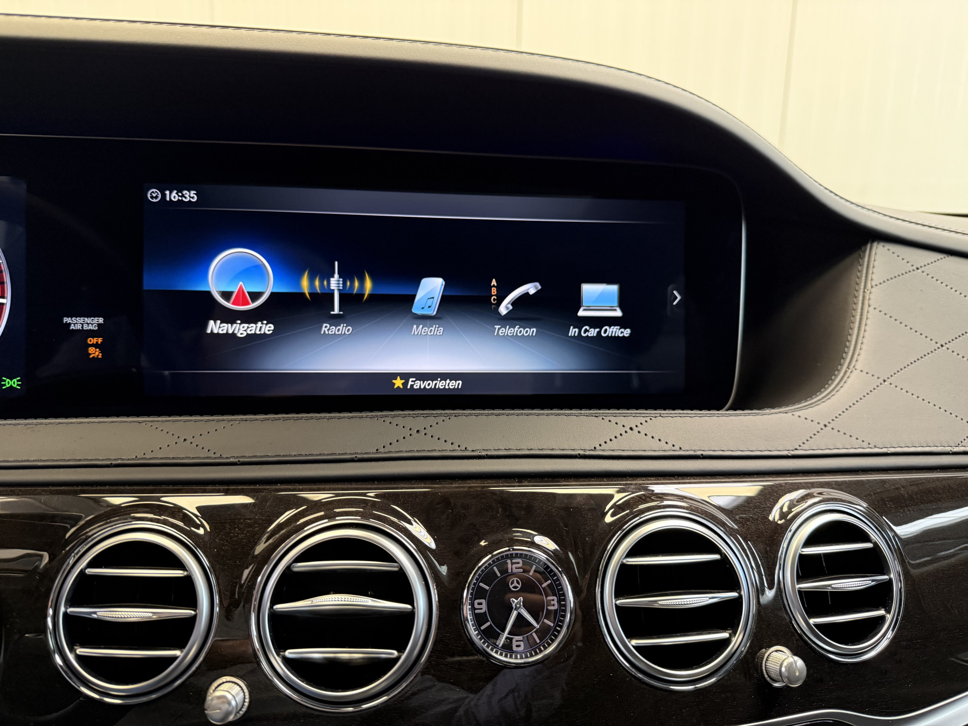 Foto van Mercedes-Benz S 500