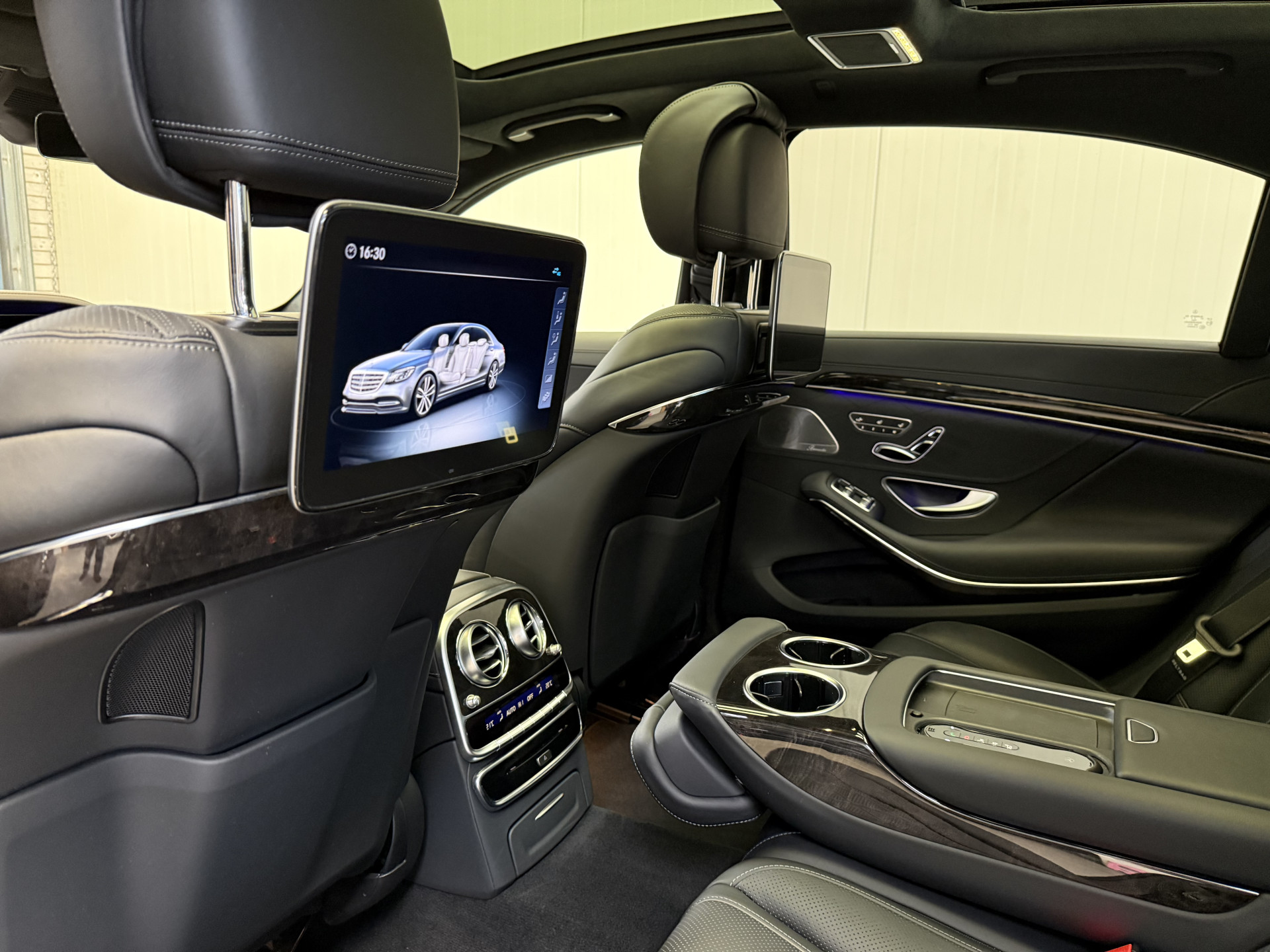 Foto van Mercedes-Benz S 500