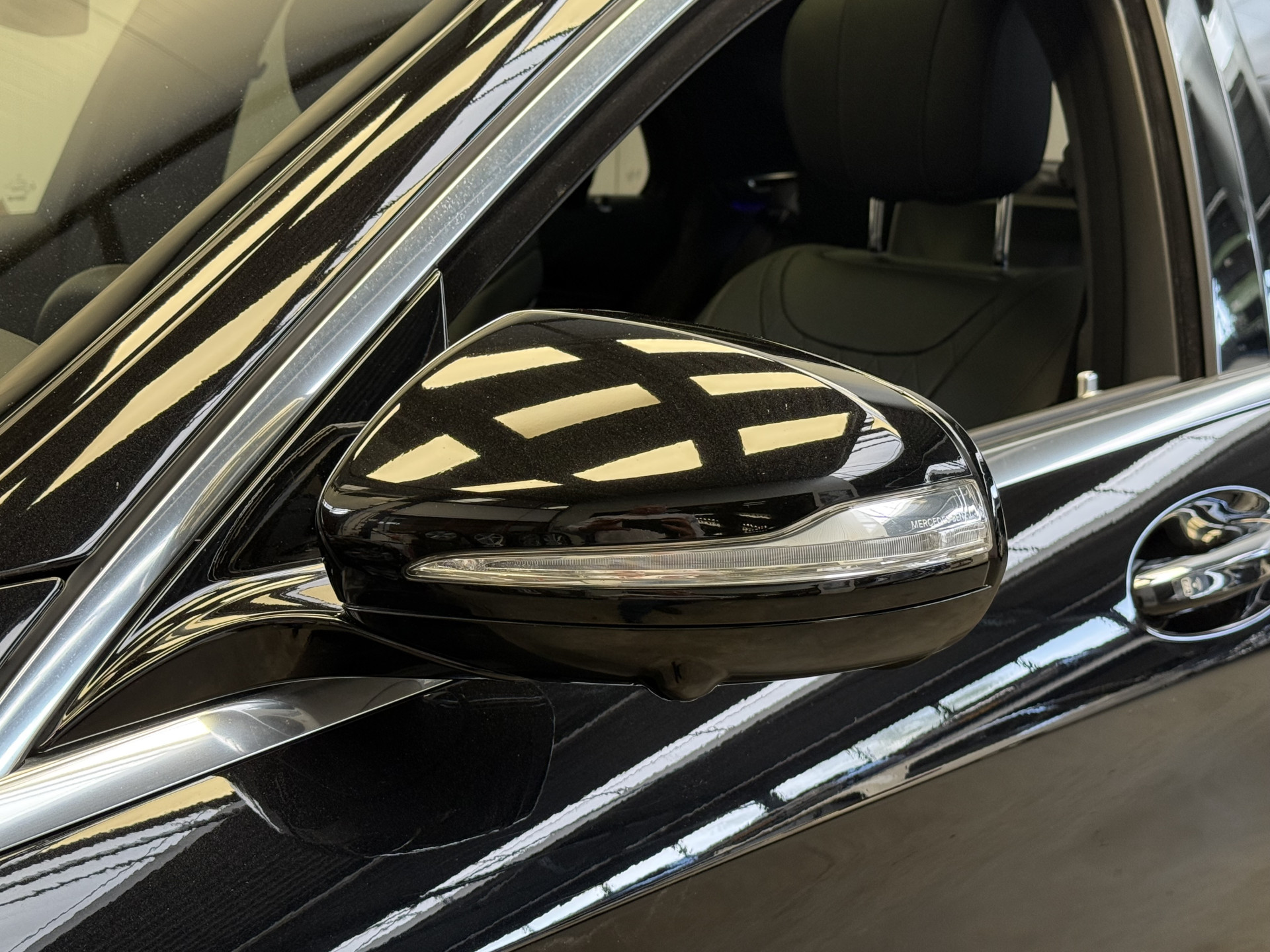 Foto van Mercedes-Benz S 500