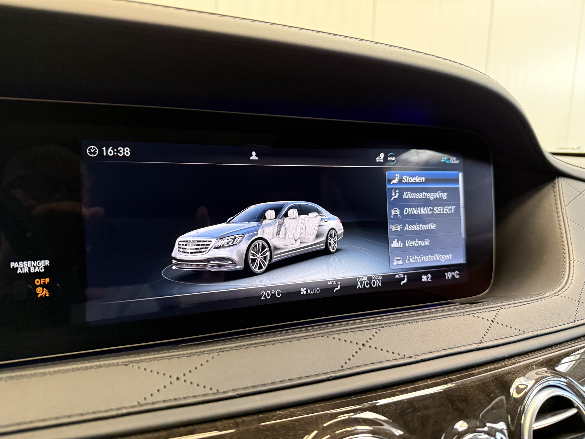 Foto van Mercedes-Benz S 500