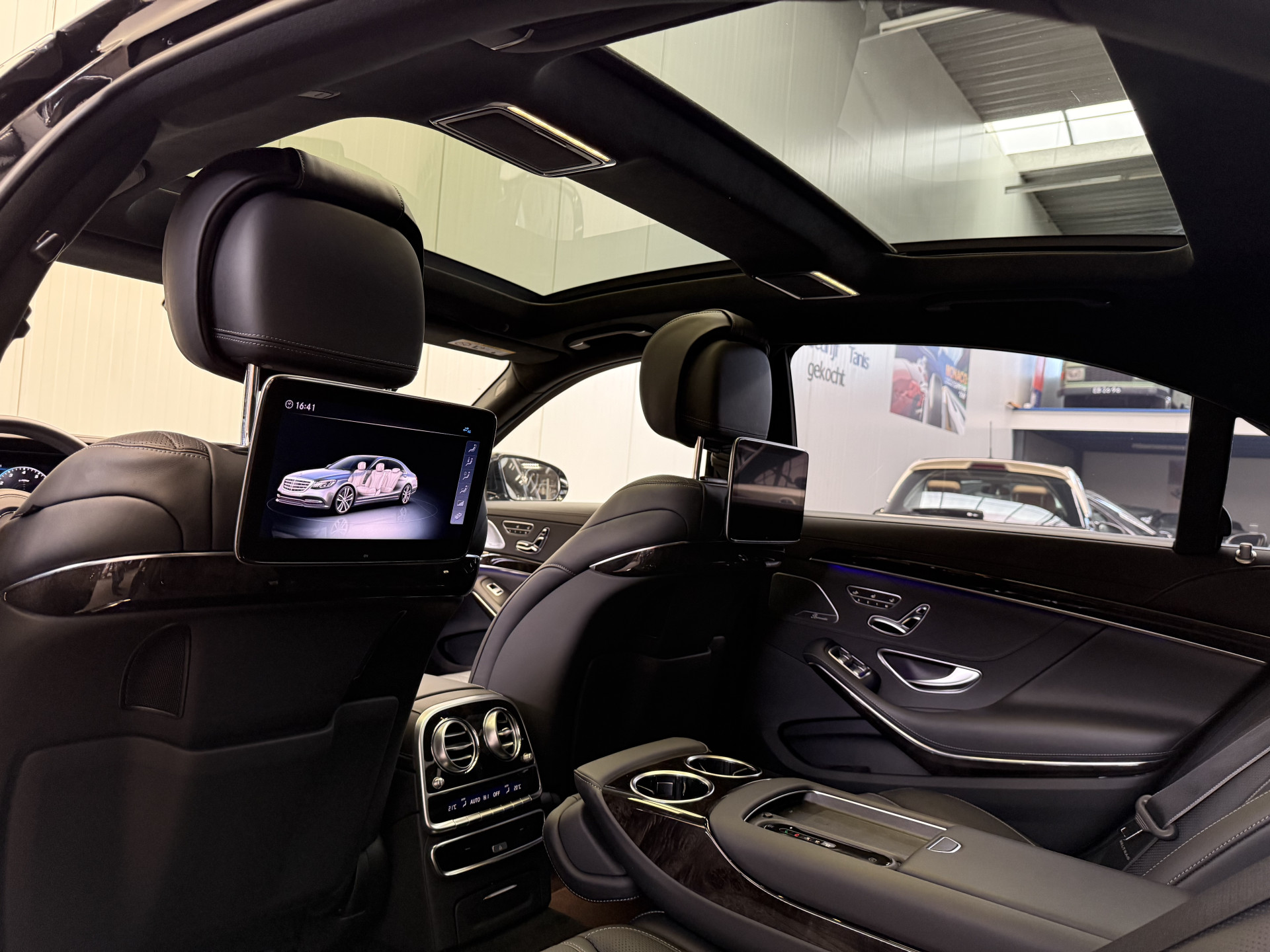 Foto van Mercedes-Benz S 500