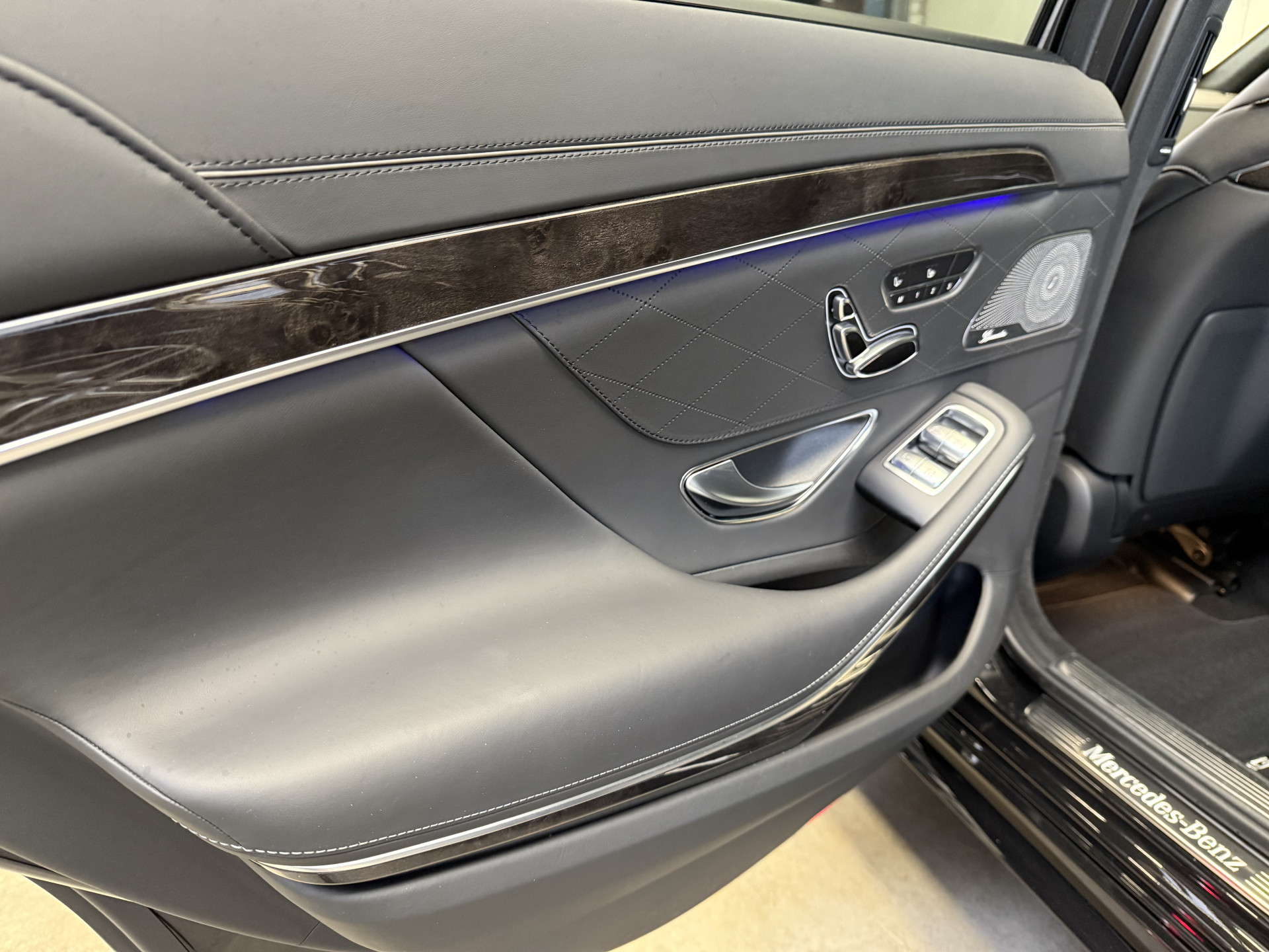 Foto van Mercedes-Benz S 500