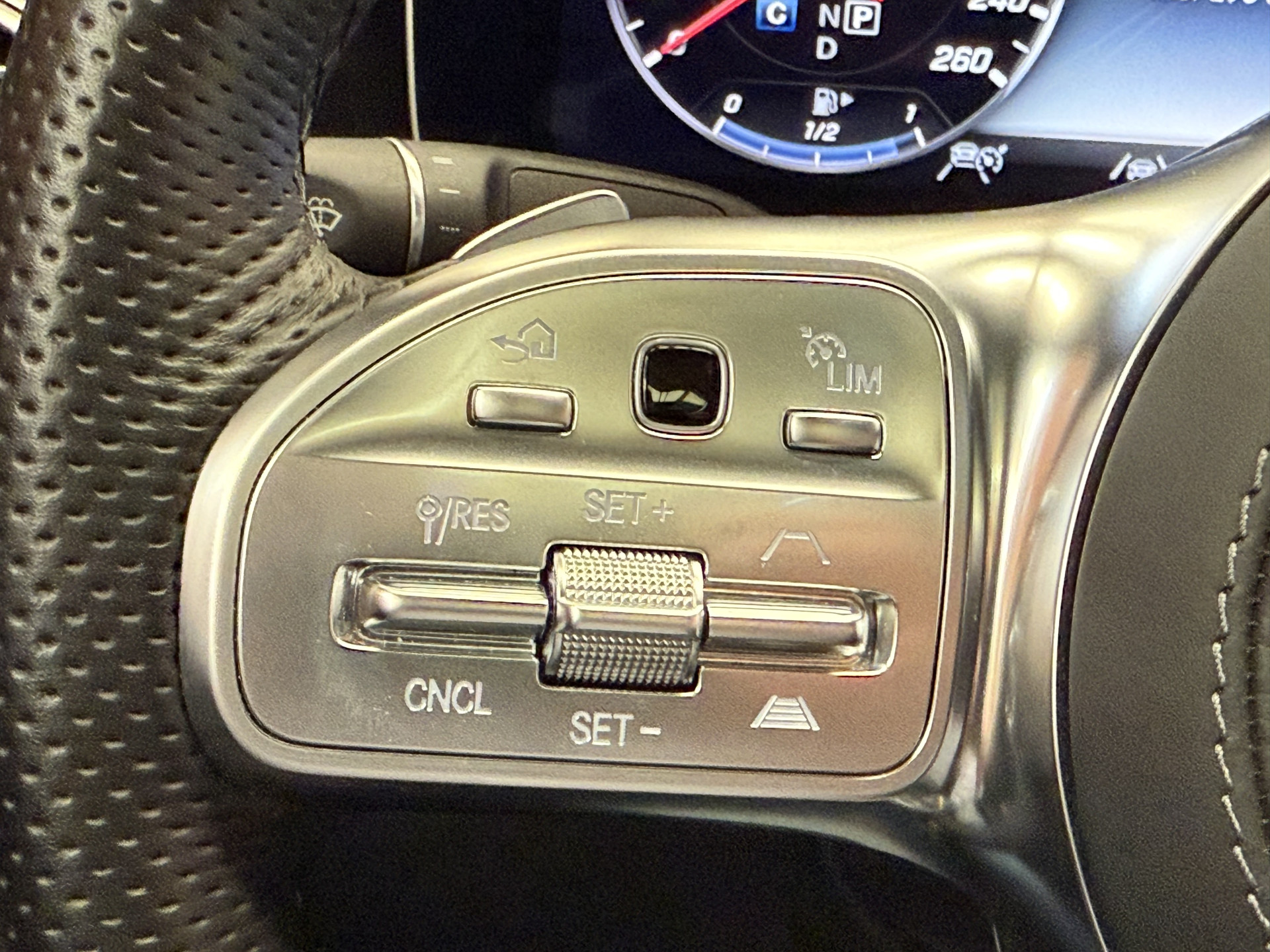 Foto van Mercedes-Benz S 500
