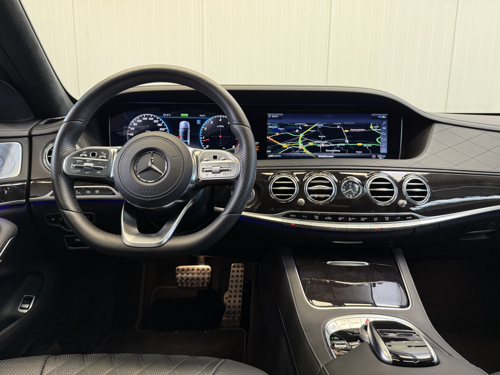 Foto van Mercedes-Benz S 500