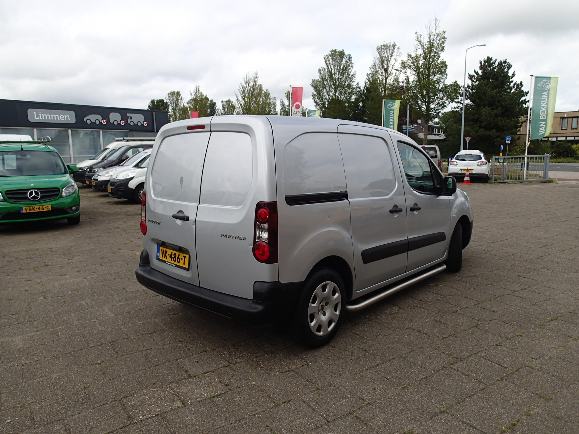 Foto van Peugeot Partner