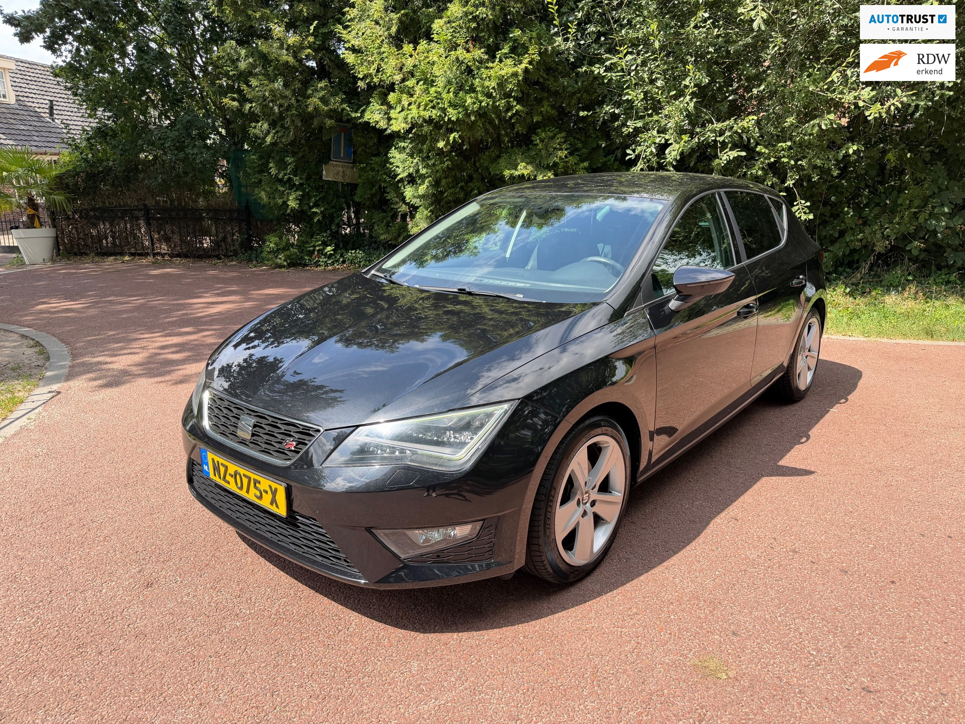 Seat Leon 1.4 TSI FR / Airco / Cruise control / Led xenon / PDC / Bt 2013 - voorkant