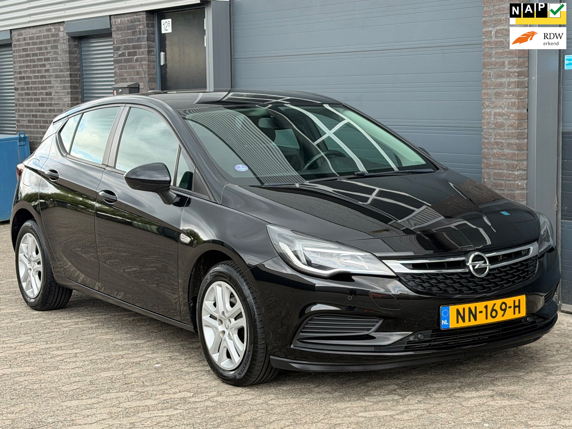 Opel Astra 1.0 Online Edition CLIMA NAVI CRUISE PDC EX BPM 2017 - voorkant