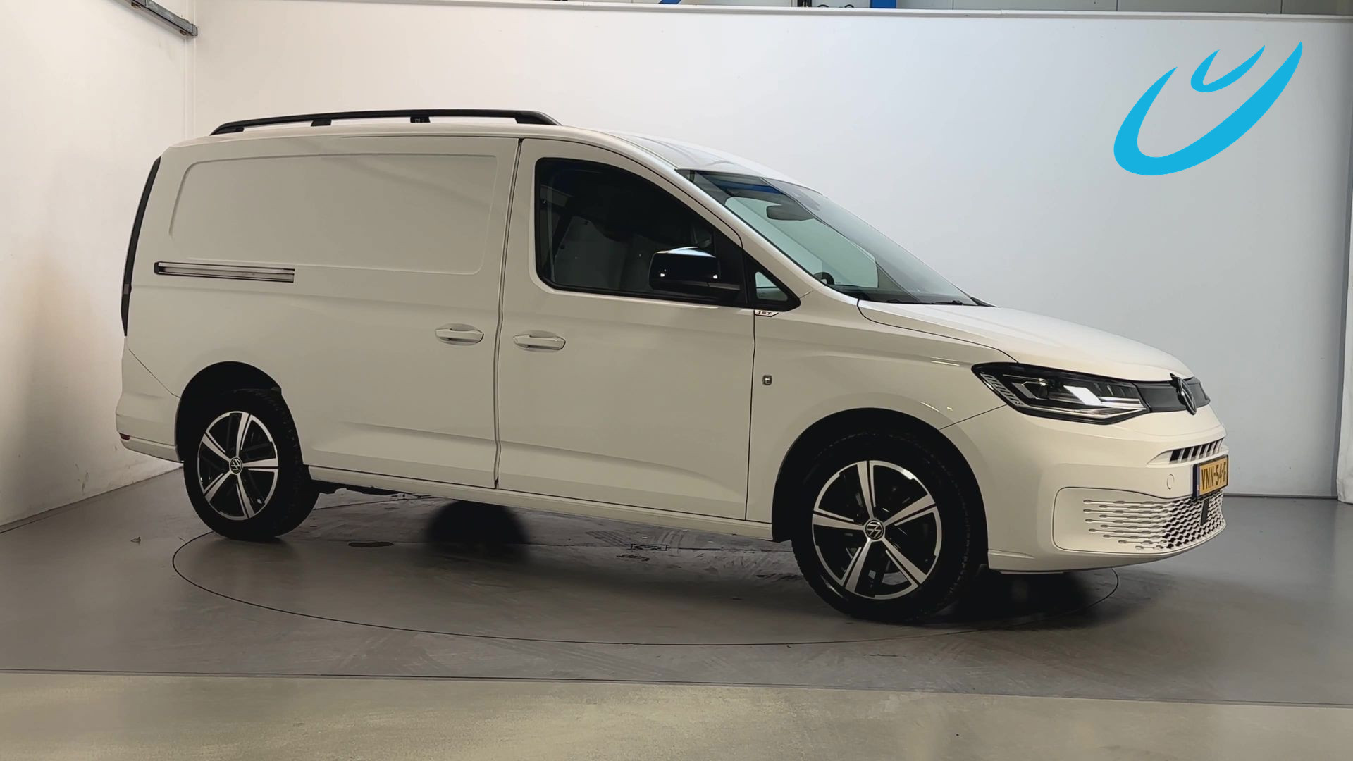 Volkswagen Caddy Modified Partition Wall 2.0 TDI 122pk DSG Maxi LED Trekhaak Navigatie Parkeersensoren 2022 - voorkant