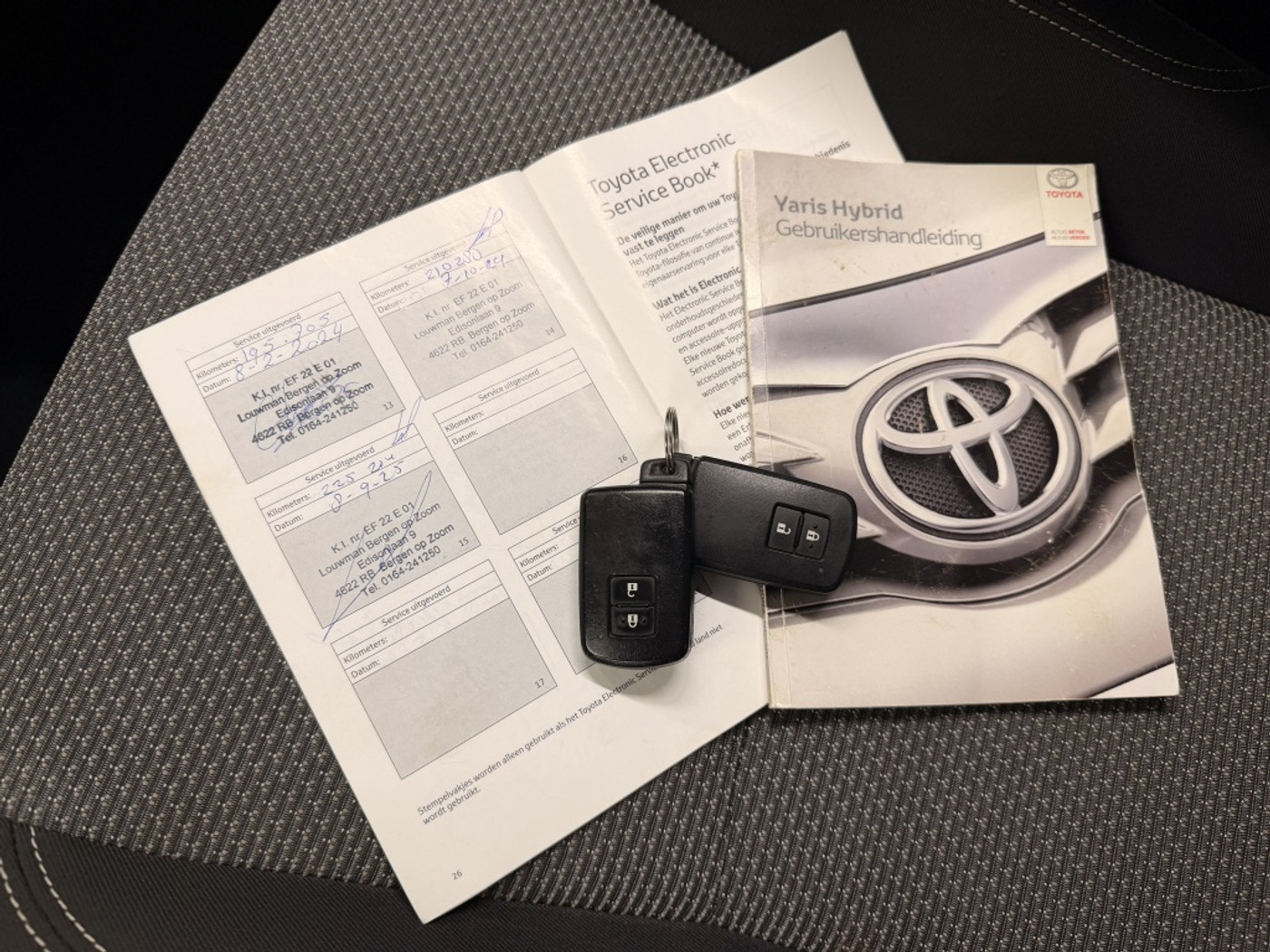 Foto van Toyota Toyota Yaris Hybrid