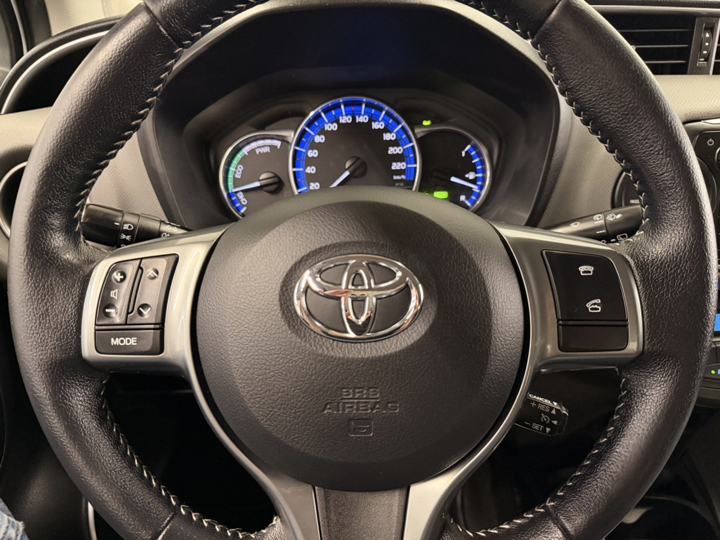 Foto van Toyota Toyota Yaris Hybrid