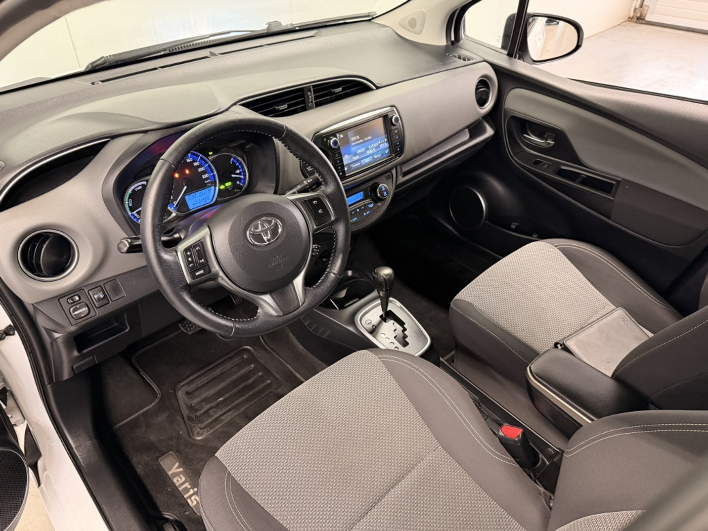 Foto van Toyota Toyota Yaris Hybrid