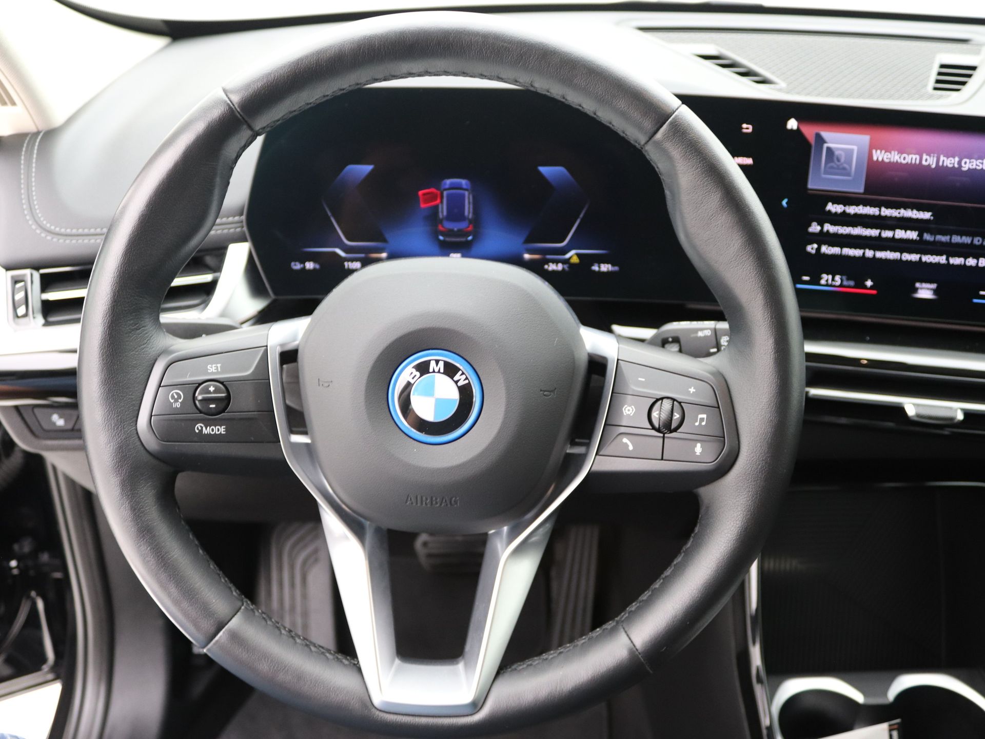 Foto van BMW Ix1 Xdrive30