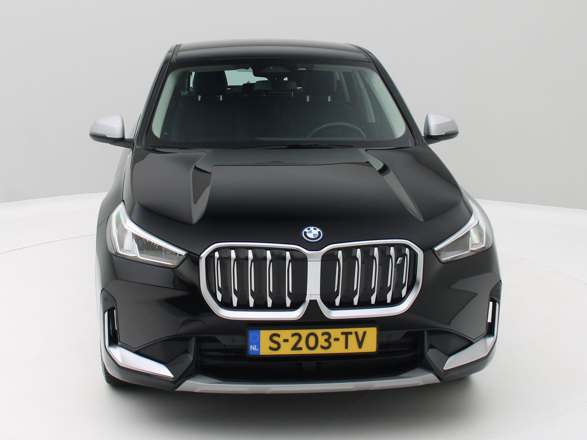 Foto van BMW Ix1 Xdrive30