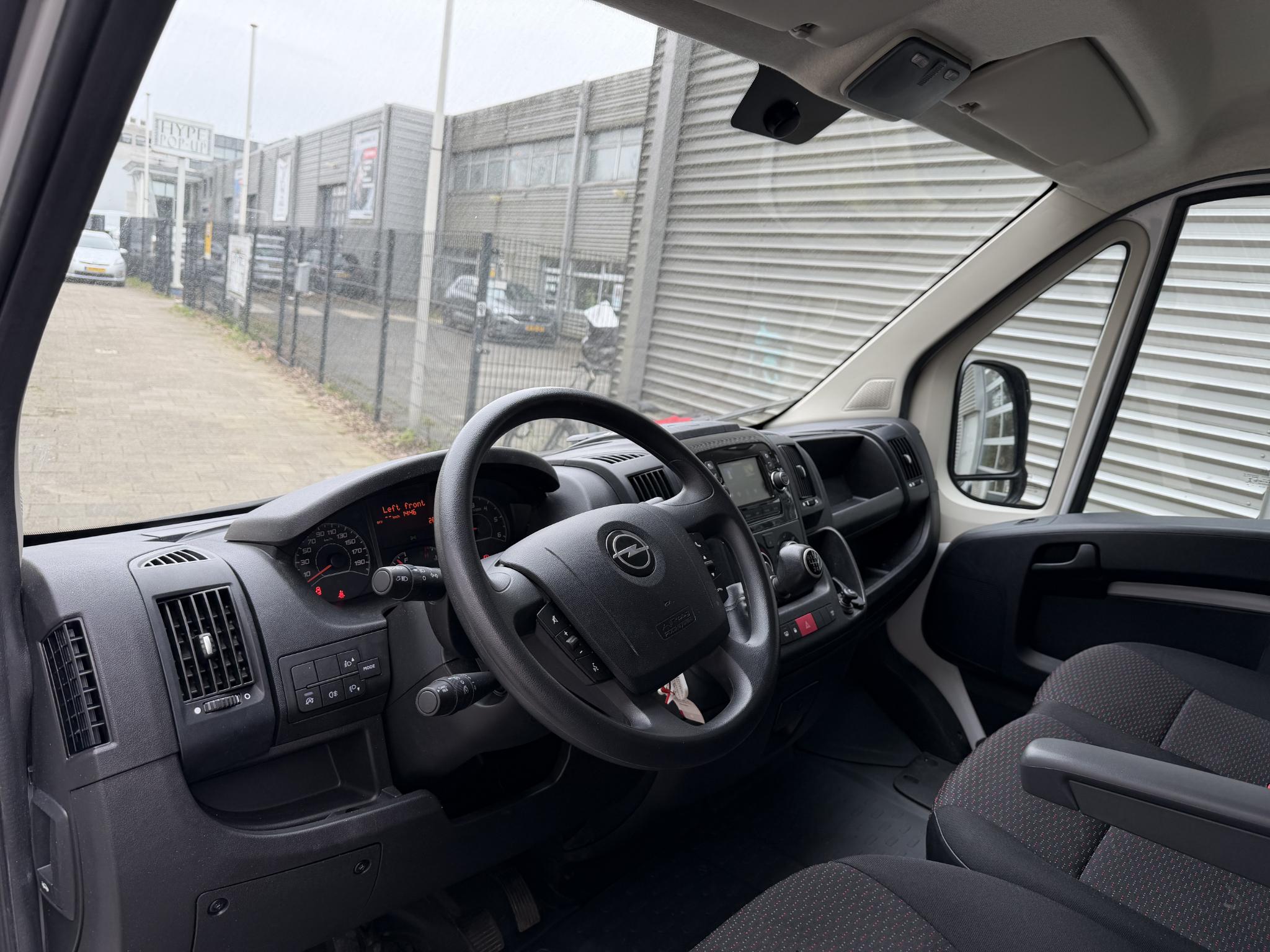 Foto van Opel Movano