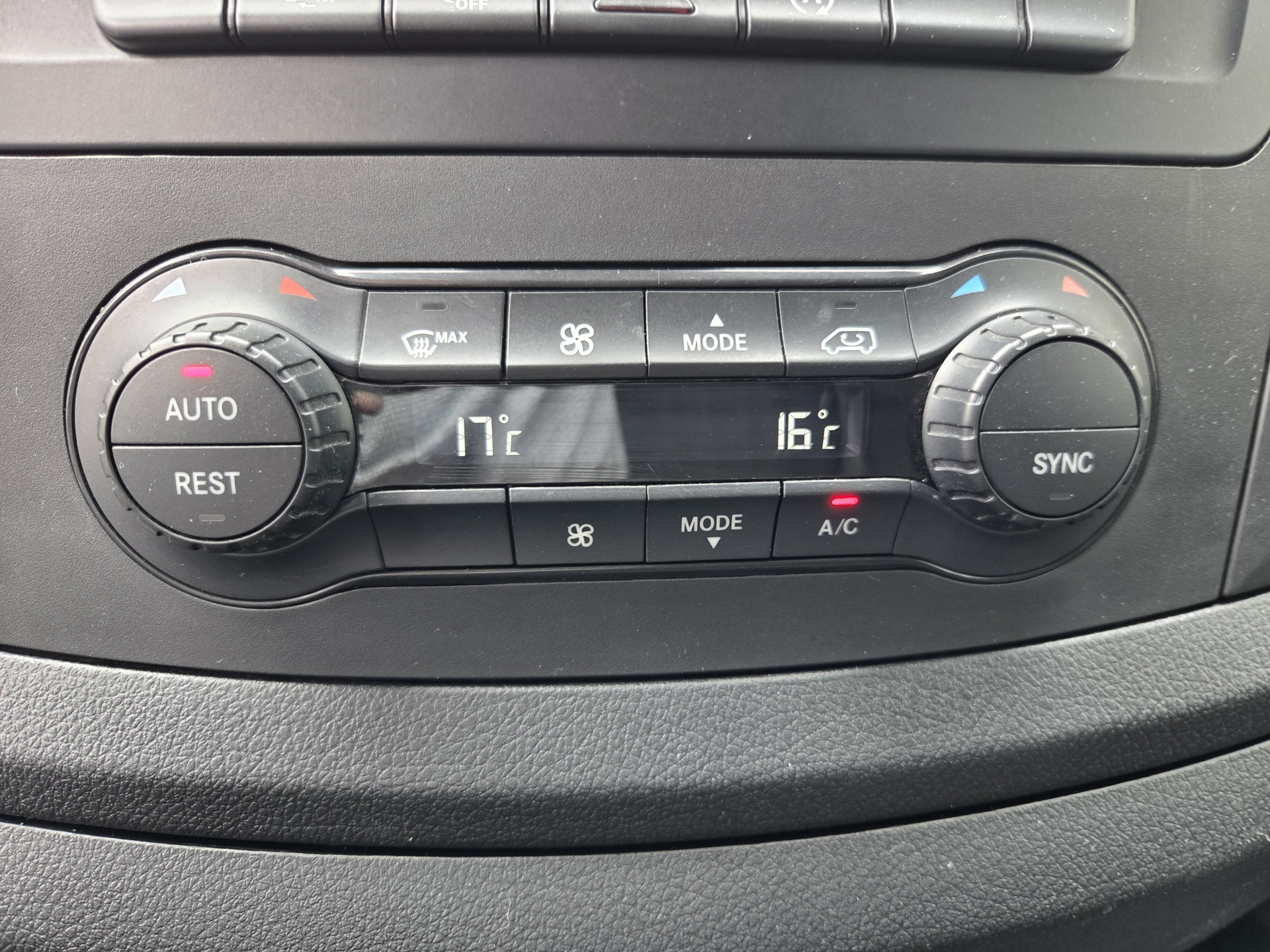 Foto van Mercedes-Benz Vito
