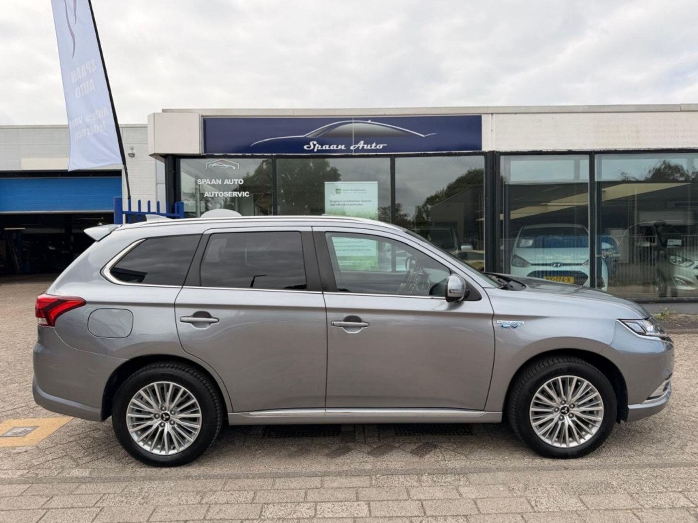 Foto van Mitsubishi Mitsubishi Outlander