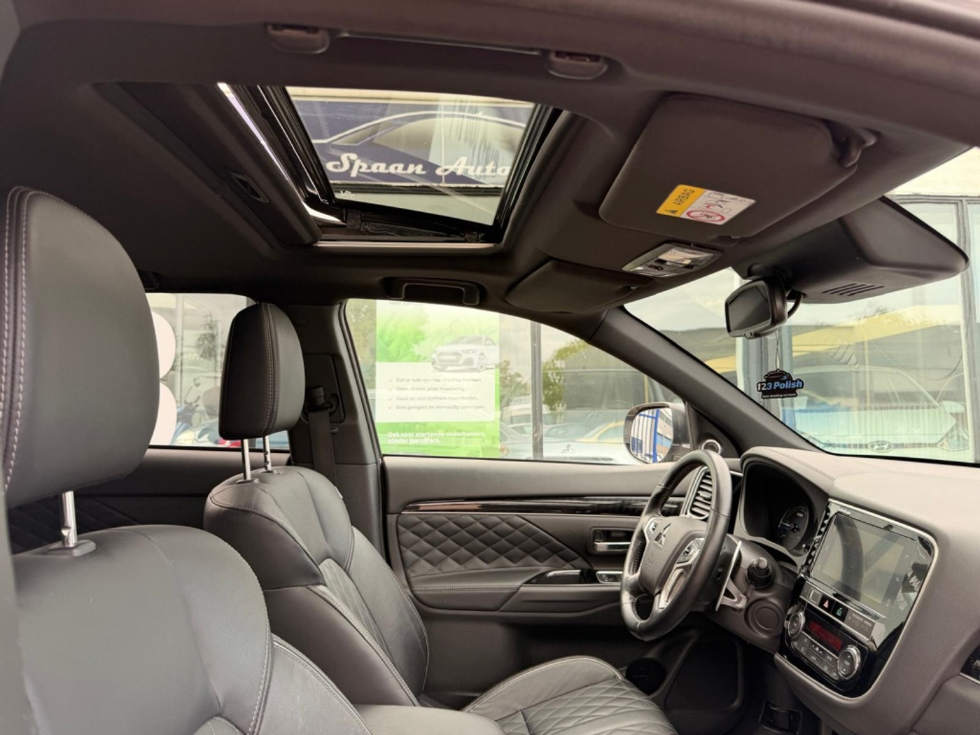Foto van Mitsubishi Mitsubishi Outlander
