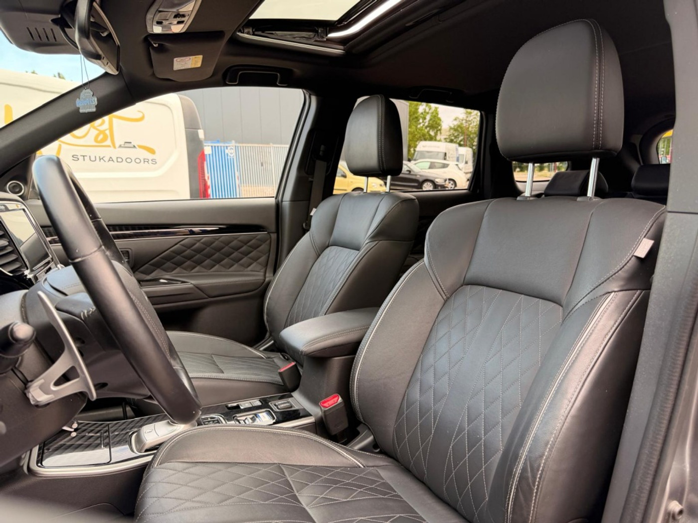 Foto van Mitsubishi Mitsubishi Outlander