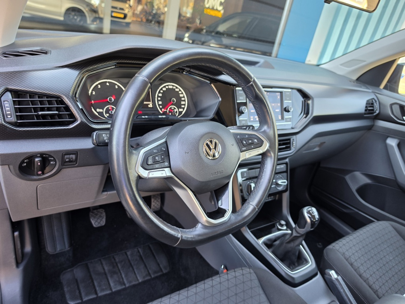 Foto van Volkswagen T-cross