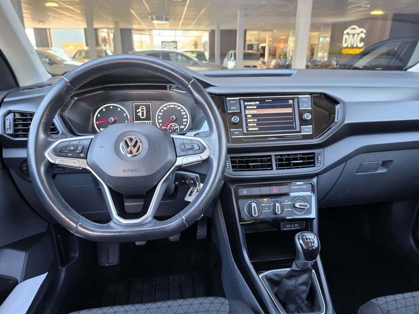 Foto van Volkswagen T-cross