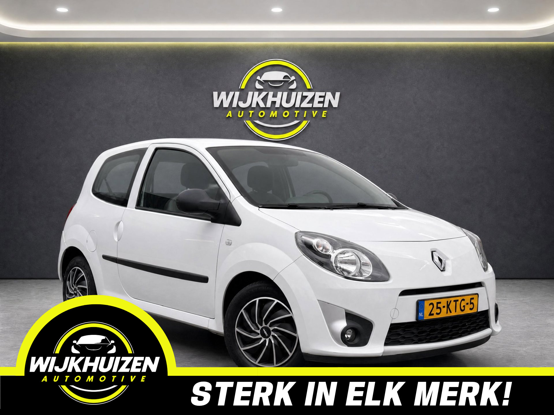 Renault Twingo Ii 1.2-16V Authentique met Airco !!! Nette staat !!! Nap !!! 2010 - voorkant