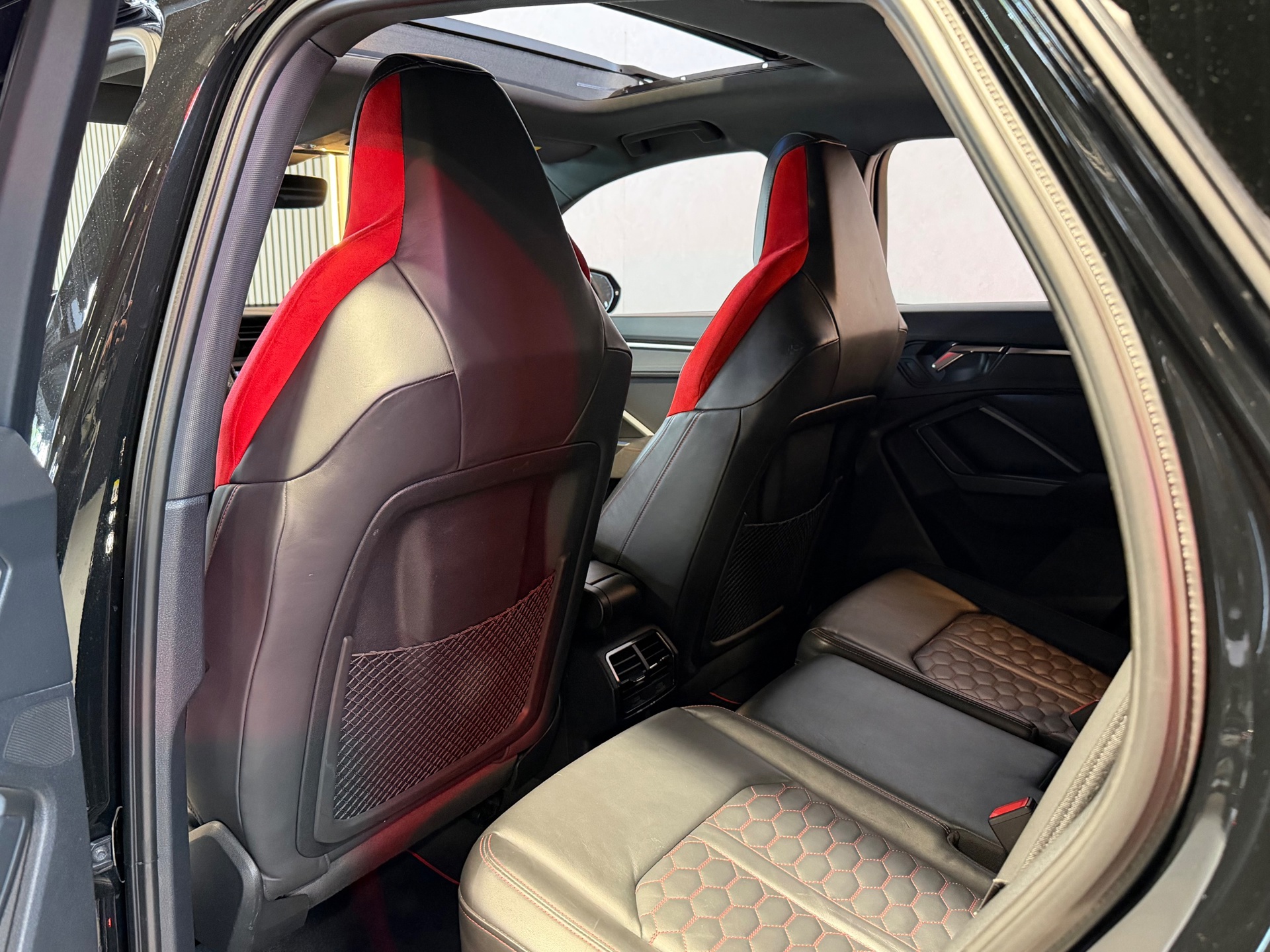 Foto van Audi RS Q3 Sportback