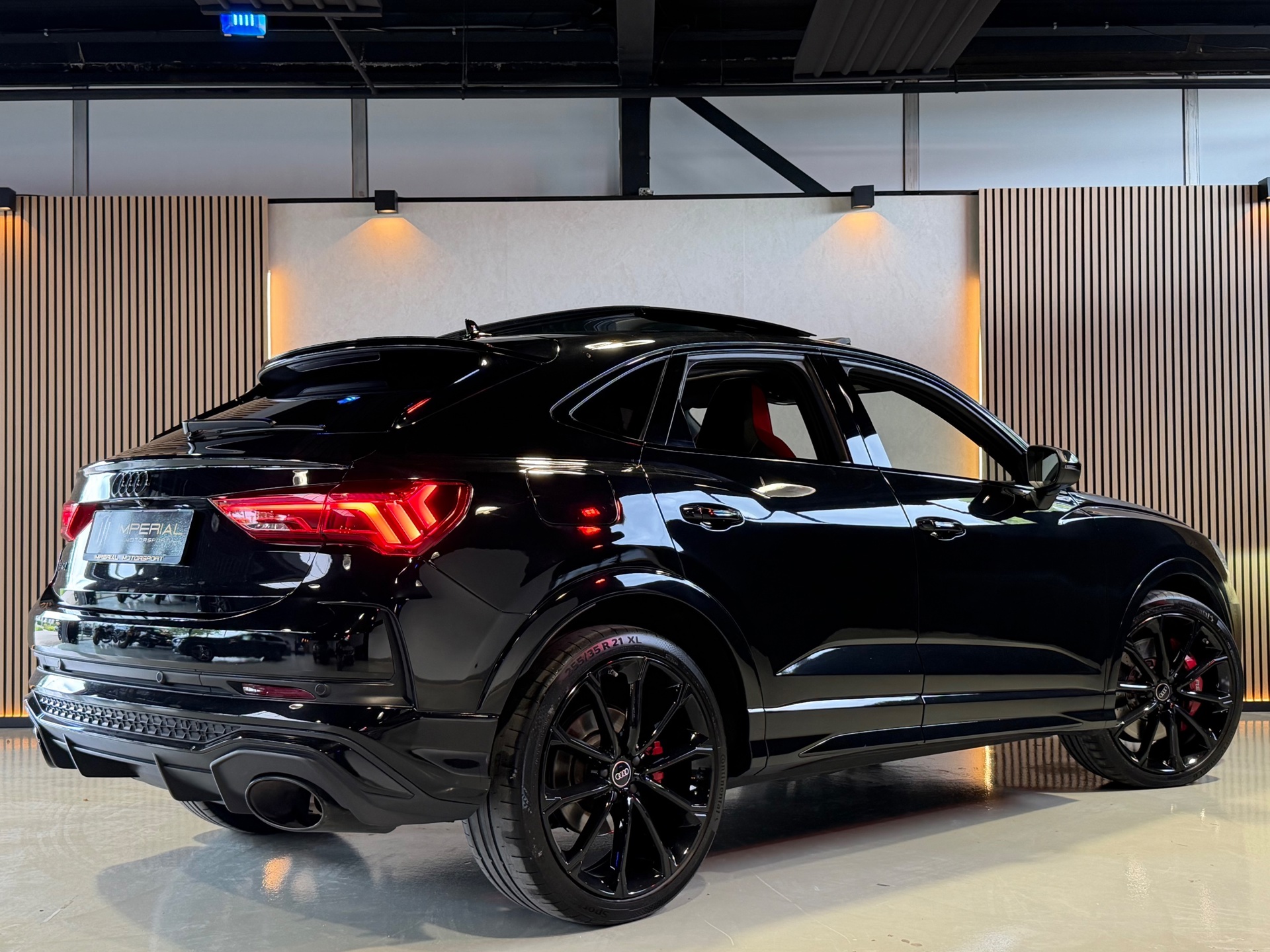 Foto van Audi RS Q3 Sportback