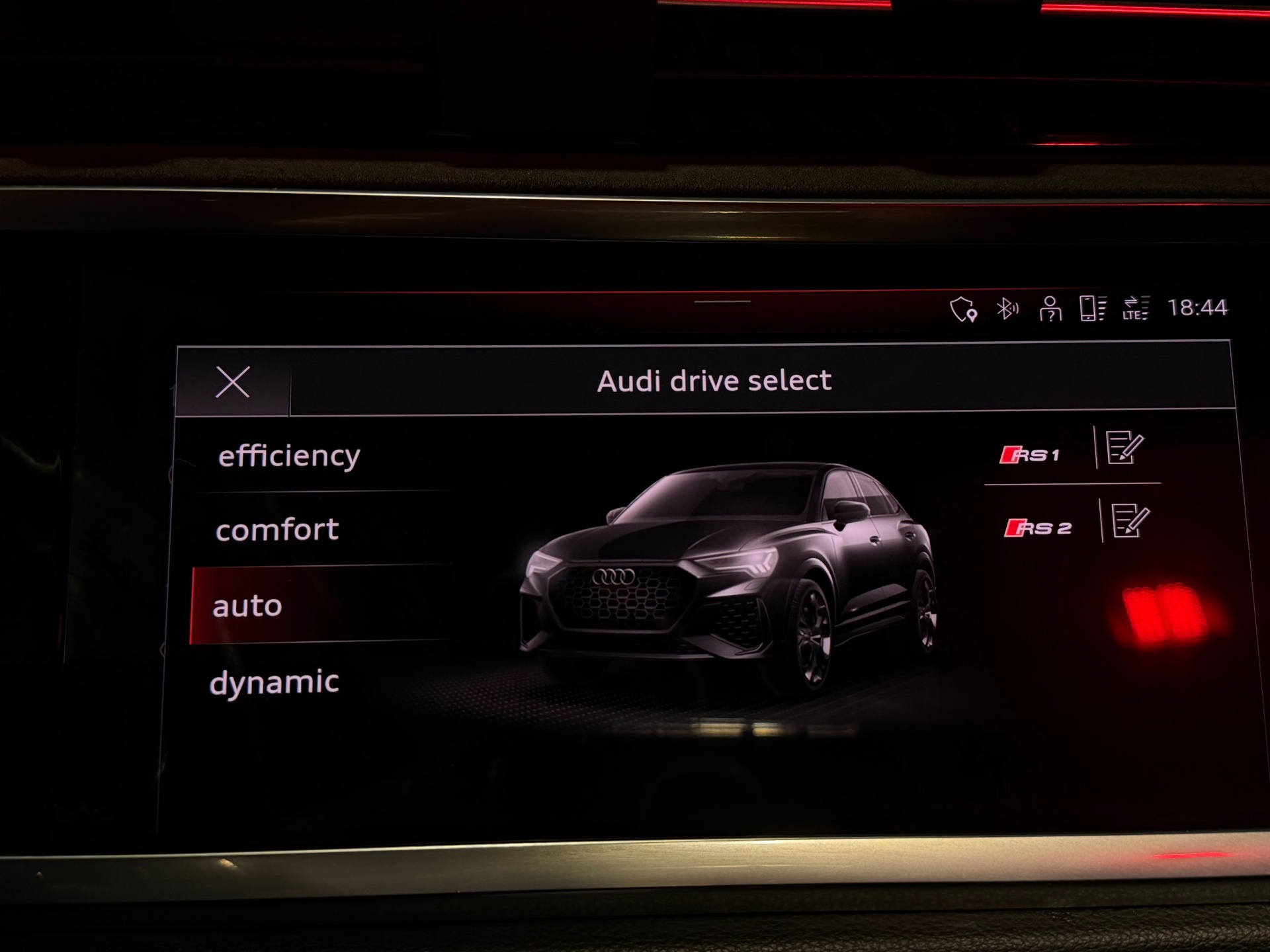 Foto van Audi RS Q3 Sportback