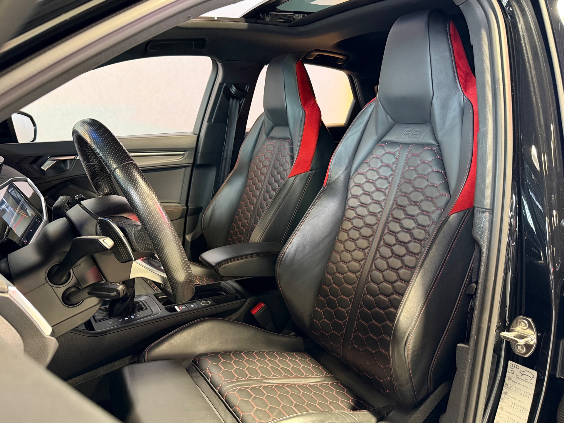 Foto van Audi RS Q3 Sportback