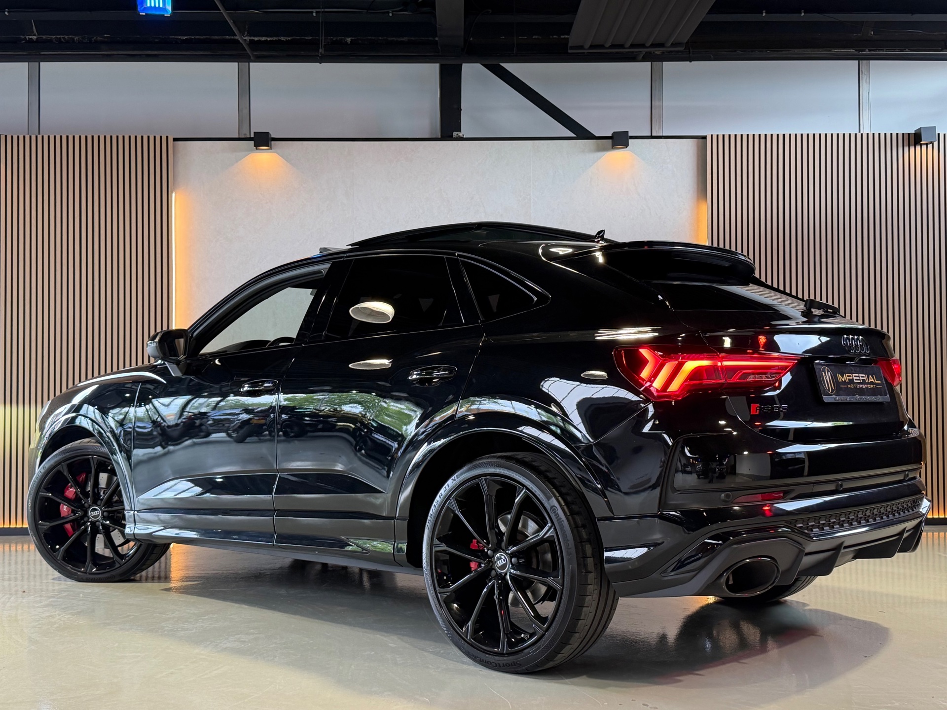 Foto van Audi RS Q3 Sportback