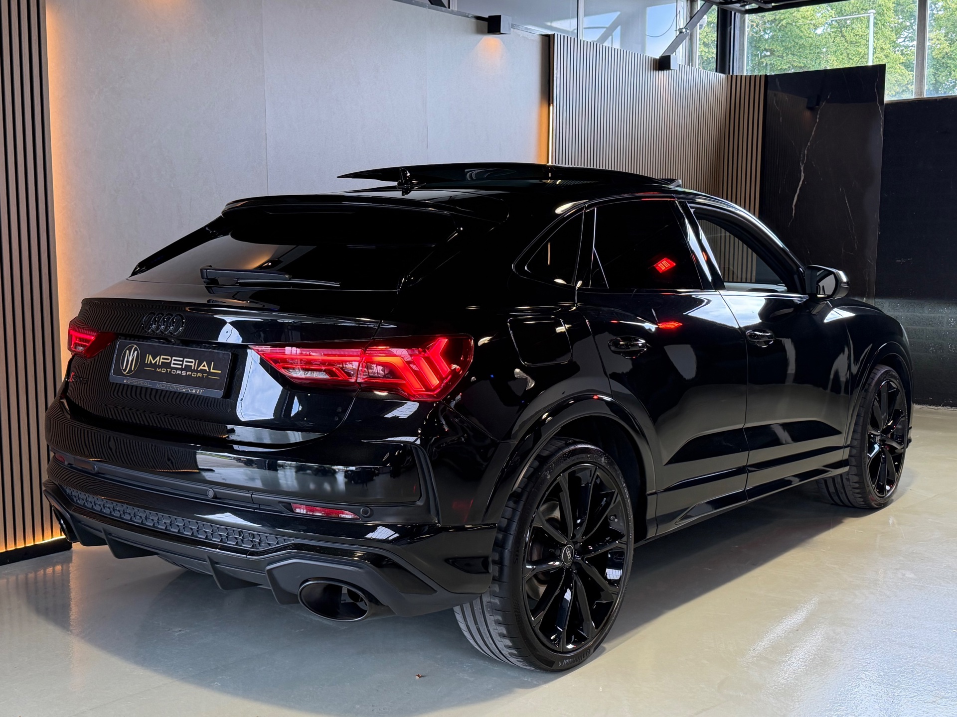Foto van Audi RS Q3 Sportback