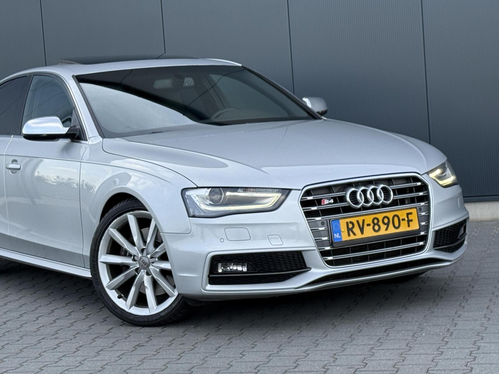 Foto van Audi Audi S4