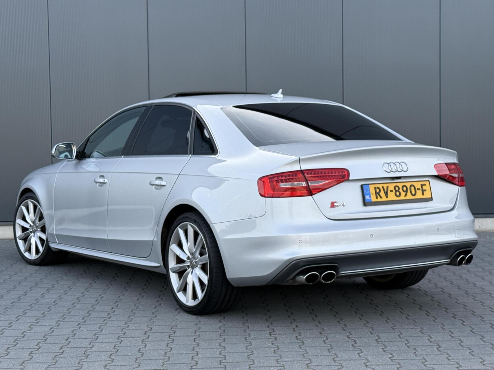 Foto van Audi Audi S4